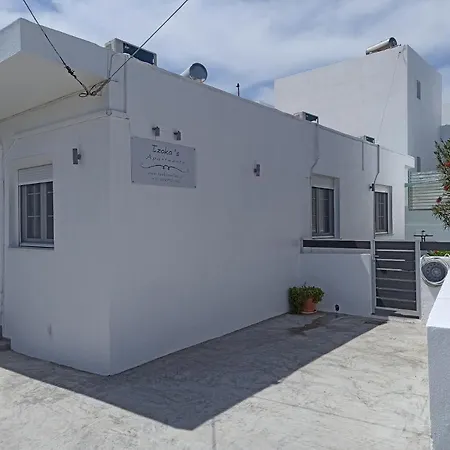 Apartment Tzoka's Adamantas (Milos)